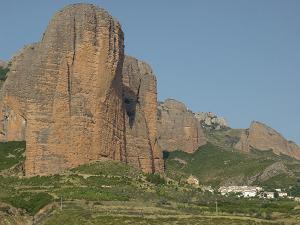 Improvisa :: Escalada :: Refugio en Riglos